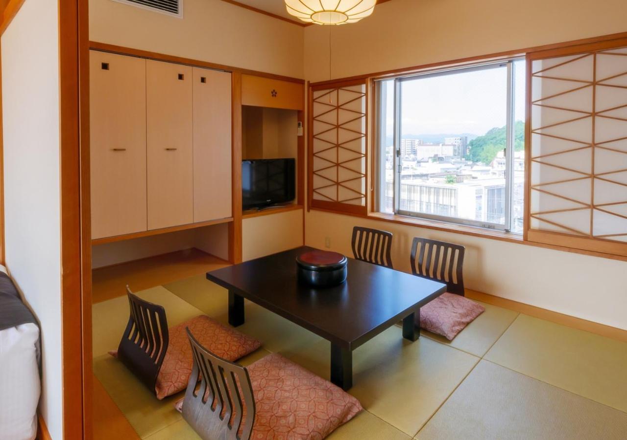 Apa Hotel Miyazaki Nobeoka Ekimae Екстериор снимка